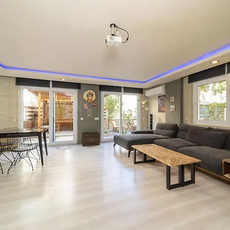 Stylish Duplex With Garden And Gazebo In Muratpasa Apartman Antalya